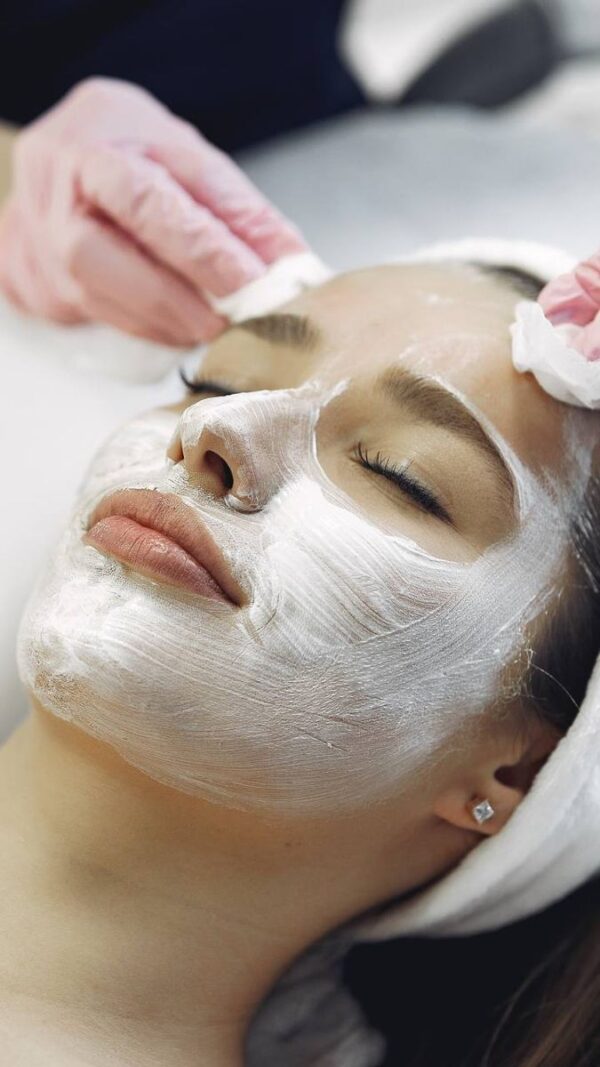 Blossom Kochhar Pearl Facial